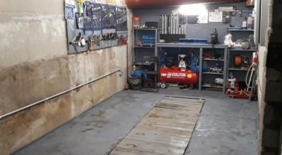 Trumpalaikė garažo nuoma su įrankiais
